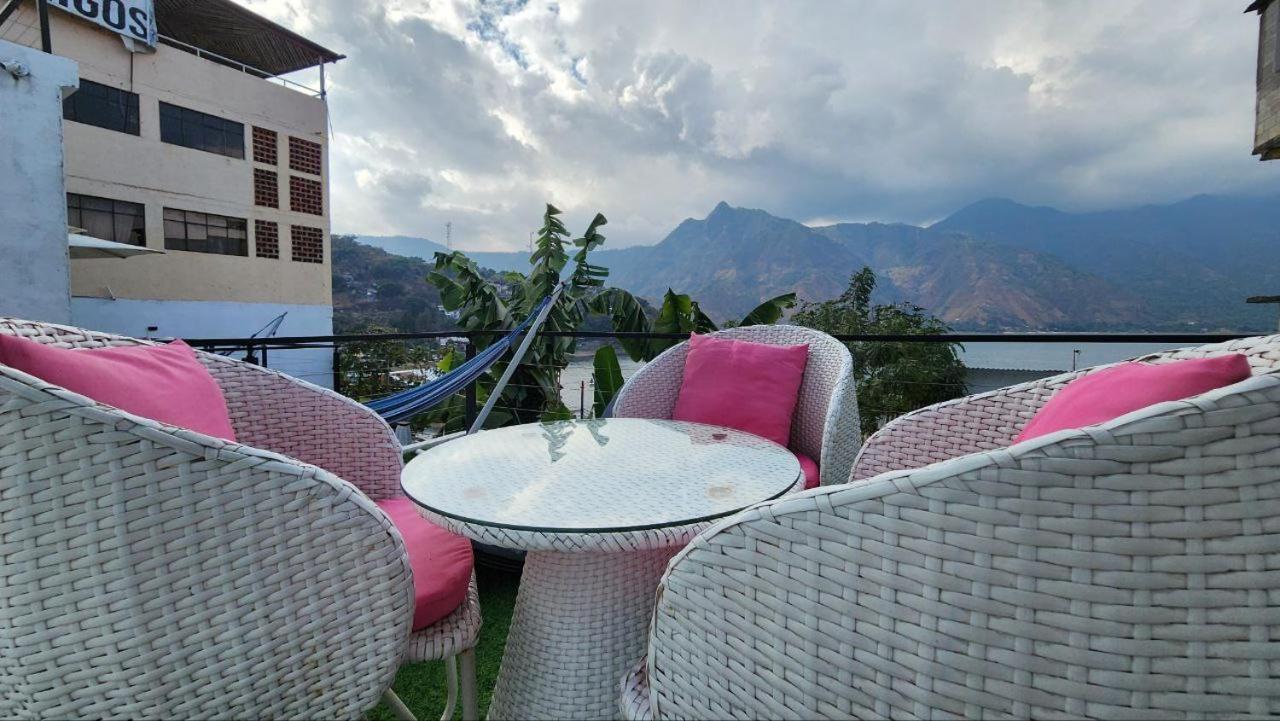 סן פדרו לה לגונה Luxury Atitlan Suites מראה חיצוני תמונה