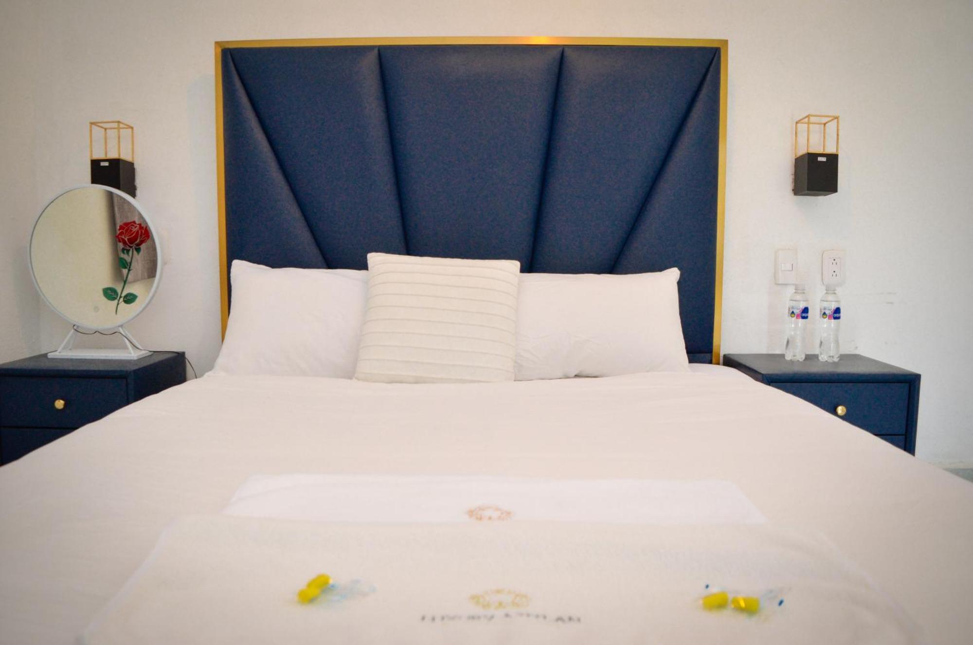 סן פדרו לה לגונה Luxury Atitlan Suites מראה חיצוני תמונה